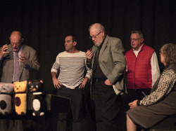 DEVINEZ QUI  (les 10 petits nègres)